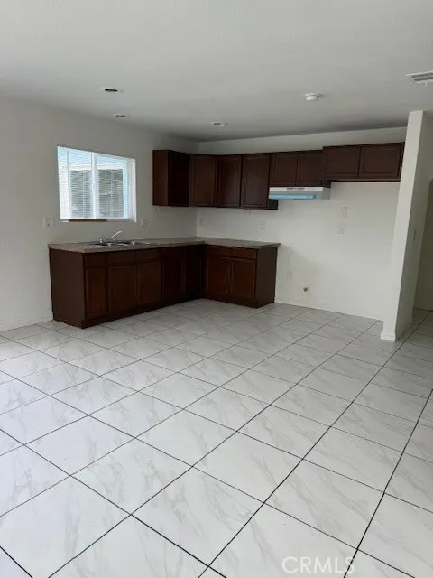 4721 Marlatt Street, Jurupa Valley, California 91752 home-pic-7